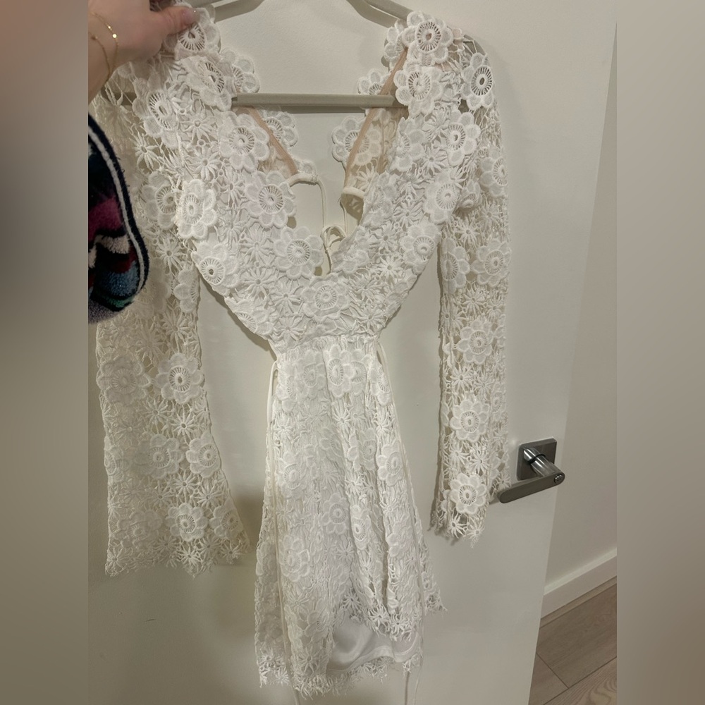 Lucy in the Sky Floral Lace Long Sleeve Dress